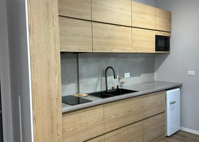 Luxury * Тирана
